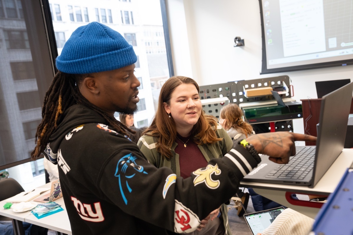 Live use of the fab in a box